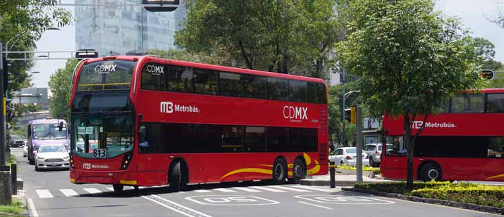 MB Metrobus ADL Enviro500MMC 813